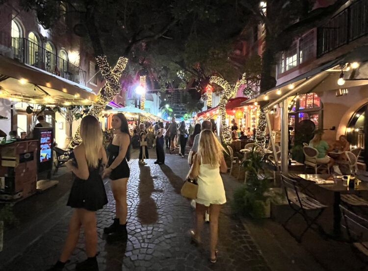 7 consejos para recorrer el impresionante distrito arquitectónico de Miami Beach
