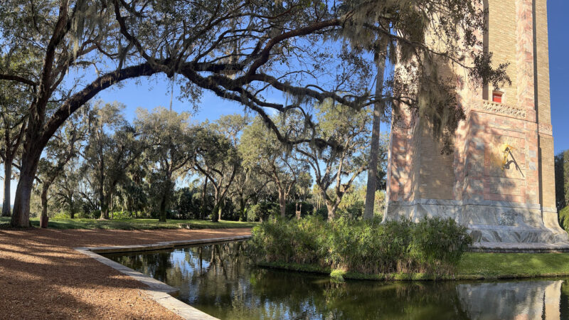 Jardines de la torre Bok