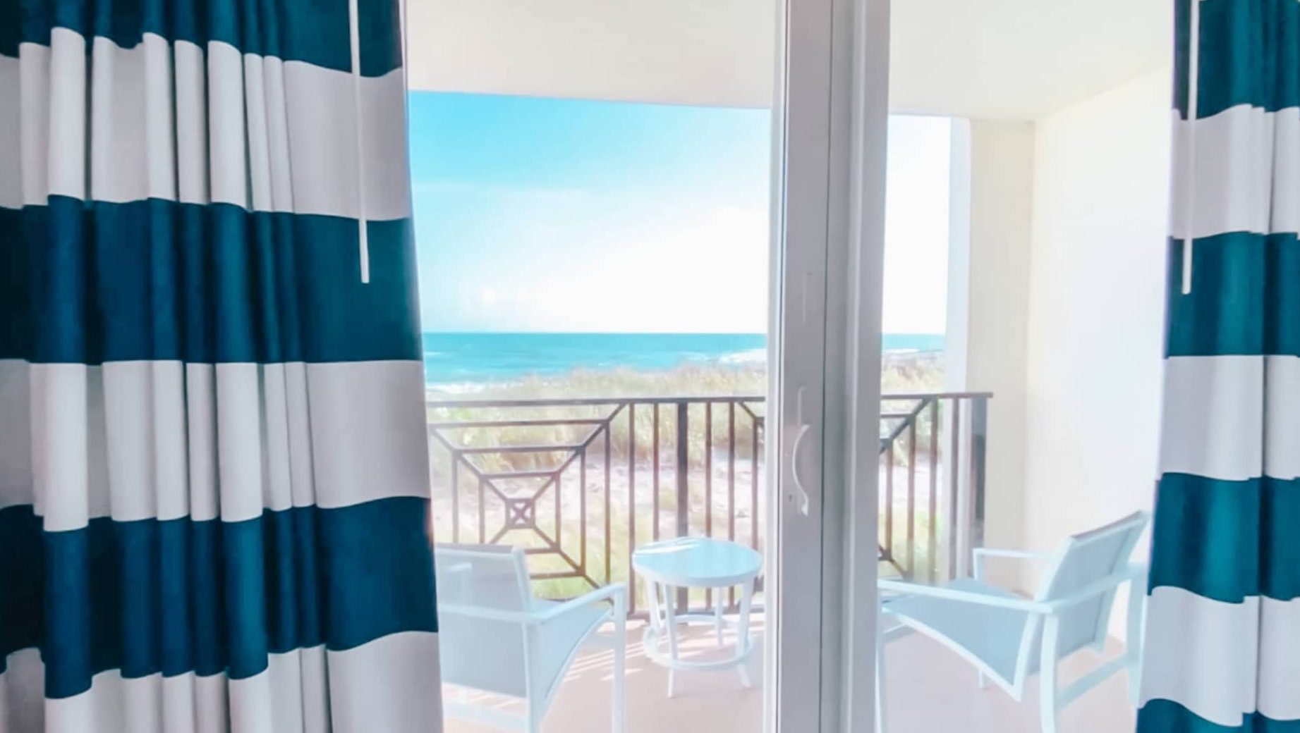 Paseo panorámico por la antigua Florida: Fort Pierce pasando por Jensen Beach hasta Stuart Hutchinson Shores Resort & Spa en Jensen Beach, Florida -